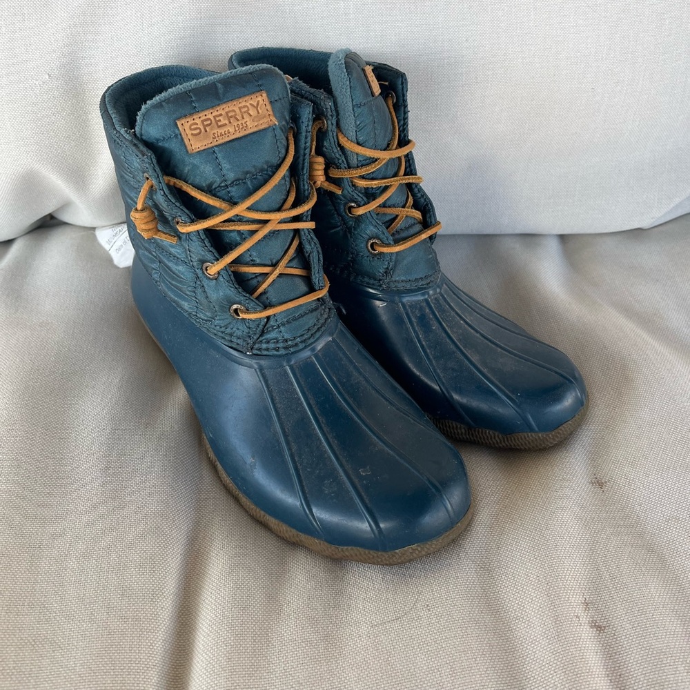Sperry saltwater quilted duck boot